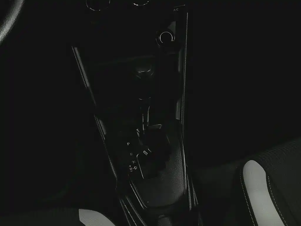 Photo 13 - Toyota YARiS L Zhi Xuan