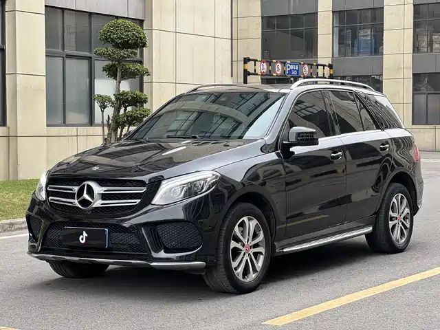 MERCEDES-BENZ GLE