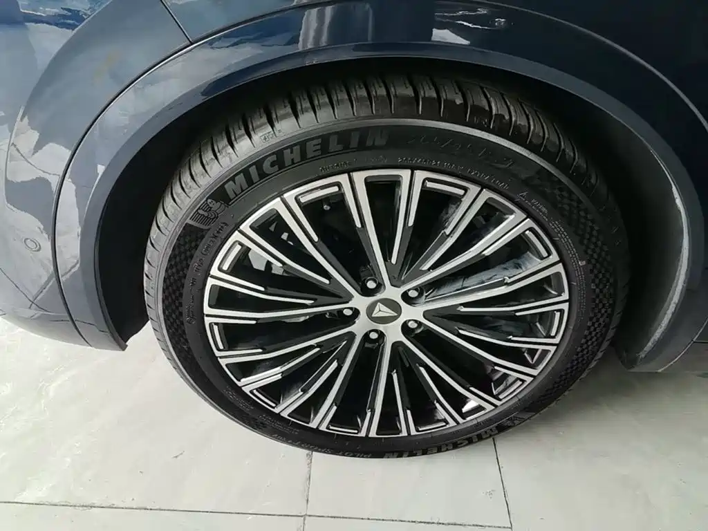 Deepal Deep Blue S09 2025 2025 AWD Ultra+ Haute Couture Edition