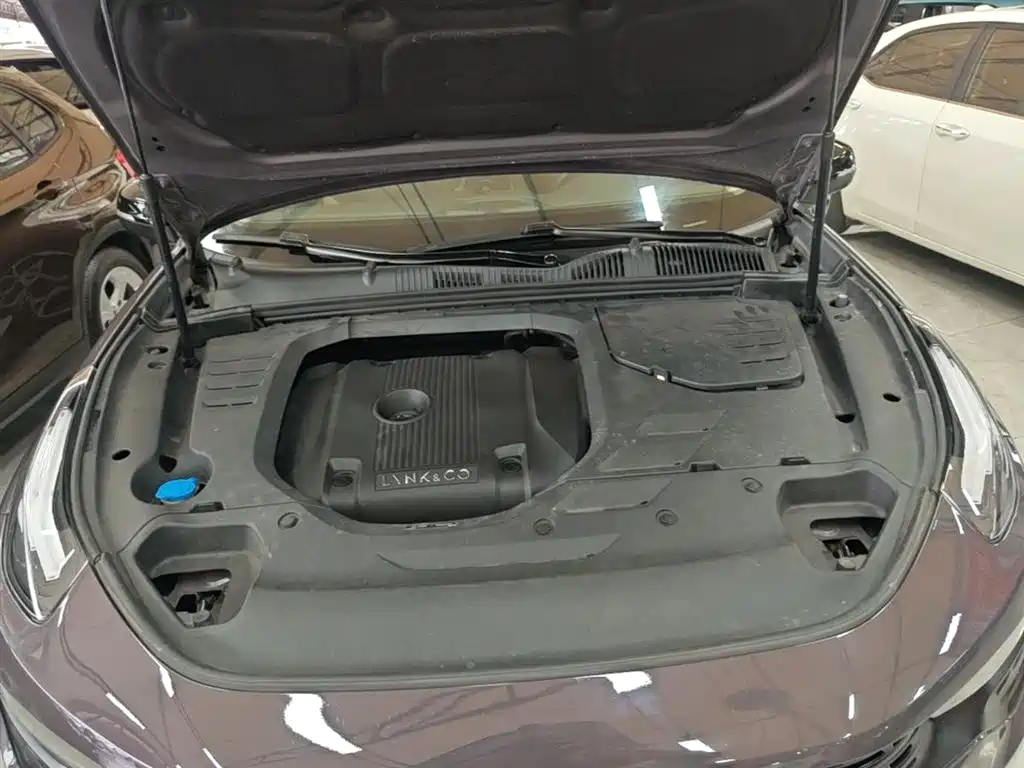 Lynk & Co 02 2019 High Energy Edition 2.0T Auto 2WD Pro Version China VI фото 20