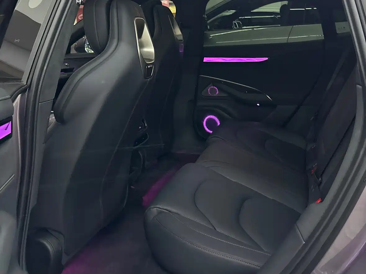Xiaomi Auto Xiaomi SU7 2024 AWD Extended Range Advanced Smart Driving Max Edition фото 7