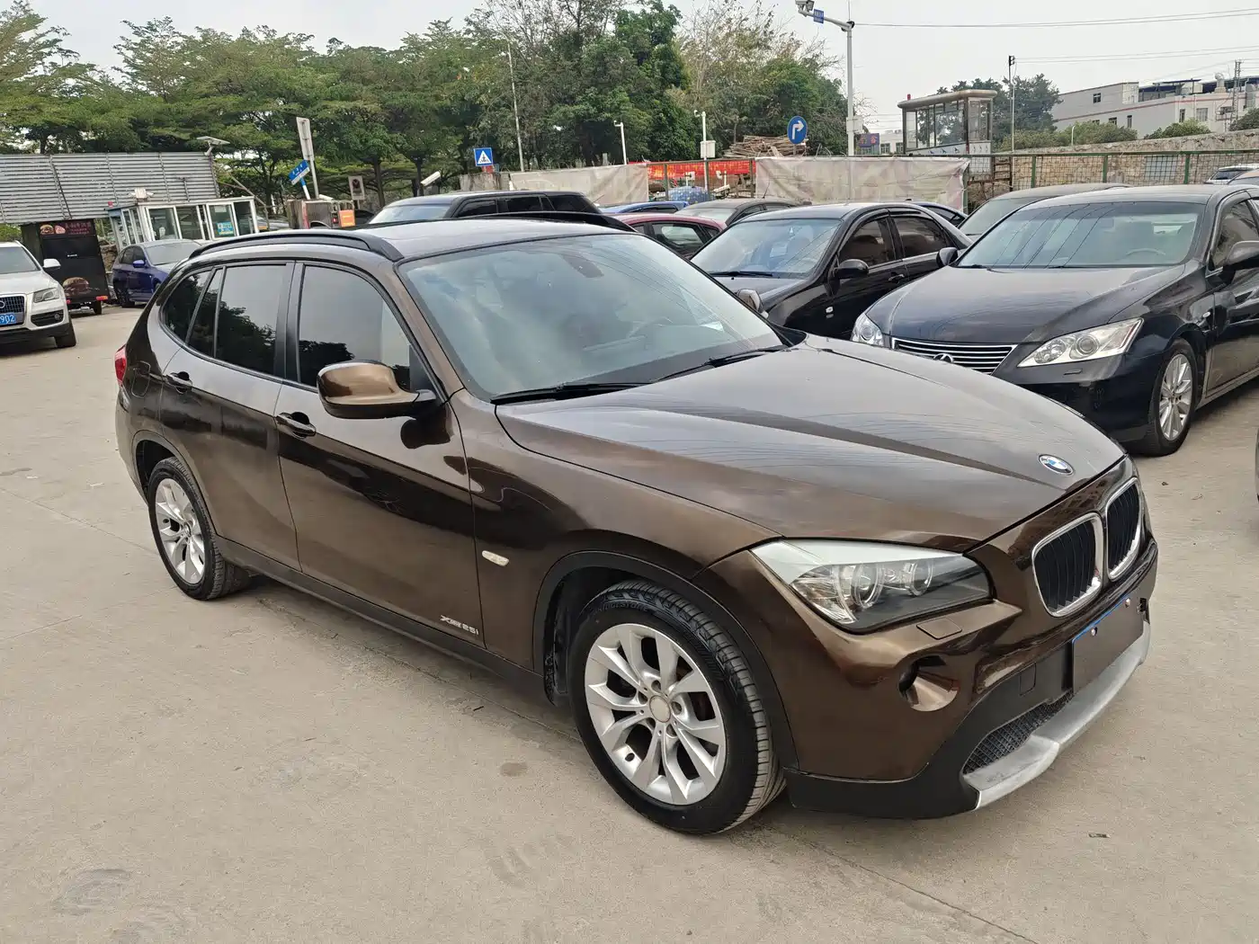 BMW X1 (Import) 2010 xDrive25i фото 15