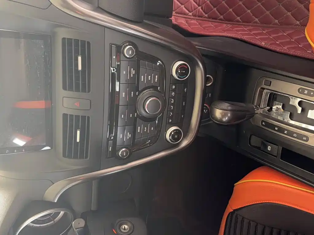 Besturn X80 2015 2015 2.0L Automatic Comfort Anniversary Edition