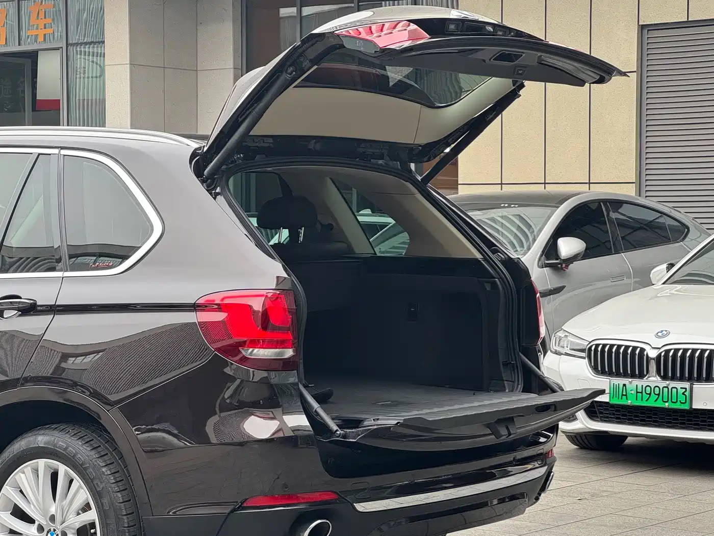 BMW X5 (Import) 2017 xDrive28i фото 10