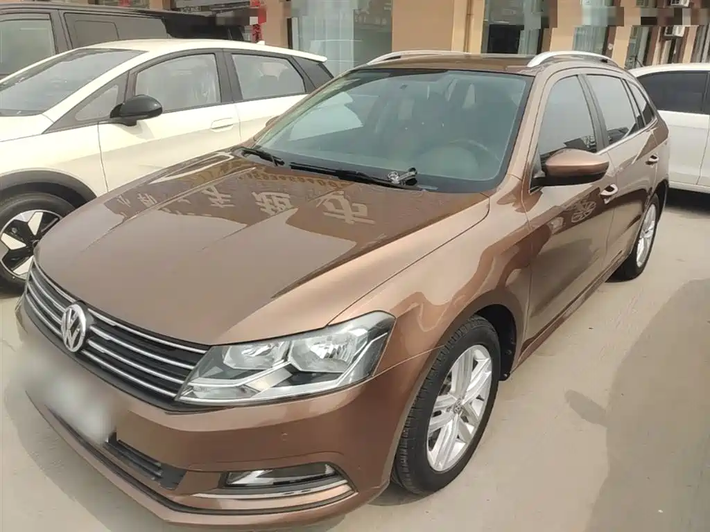 Volkswagen Lavida Tour 2017 180TSI DSG Comfort Edition фото 2