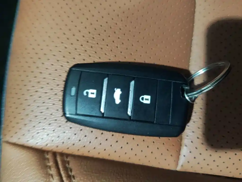Фото 9 - Changan Eado