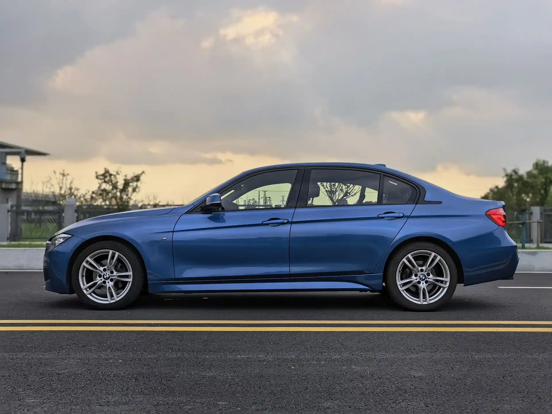 Фото 14 - BMW 3 Series