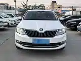 Photo 3 - Škoda Rapid