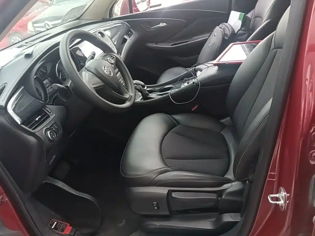 Фото 15 - Buick Envision Plus