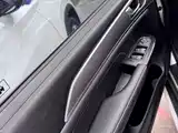 Photo 12 - Haval M6