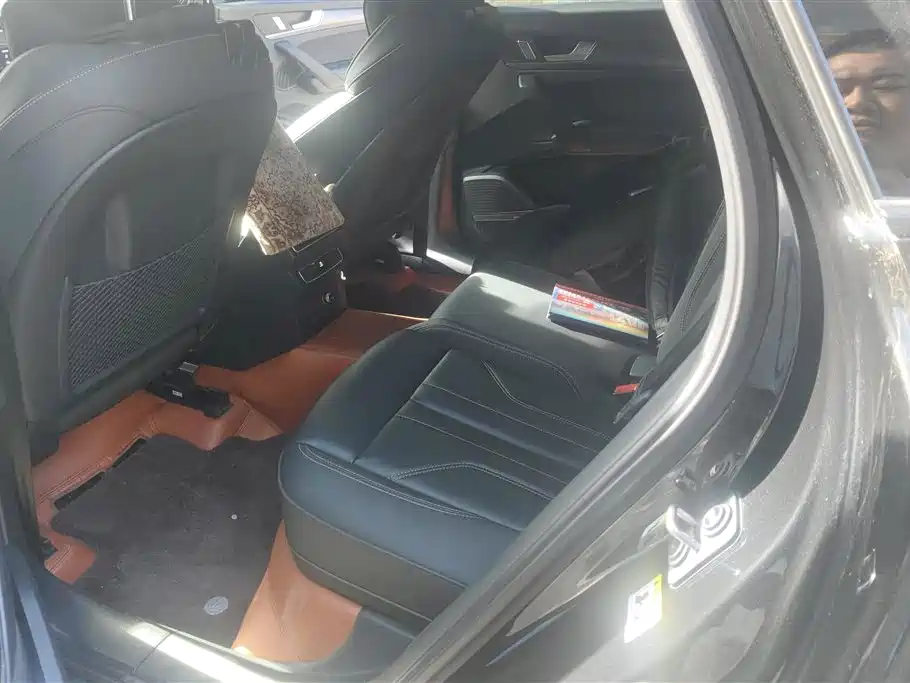 Audi Q5L 2024 Model 45 TFSI Luxury Dynamic фото 11