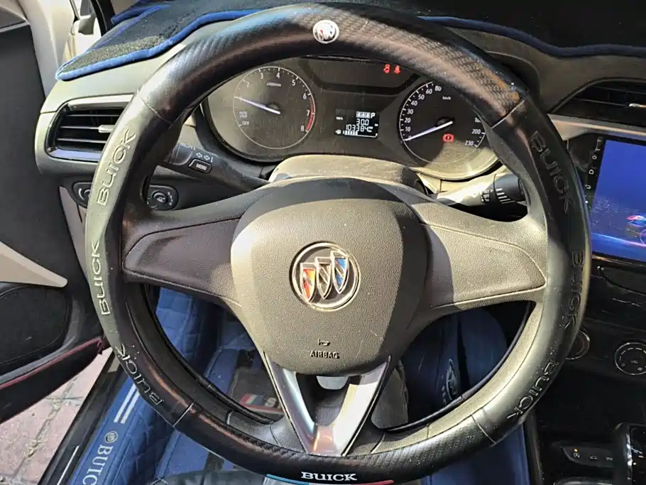 Фото 15 - Buick Excelle
