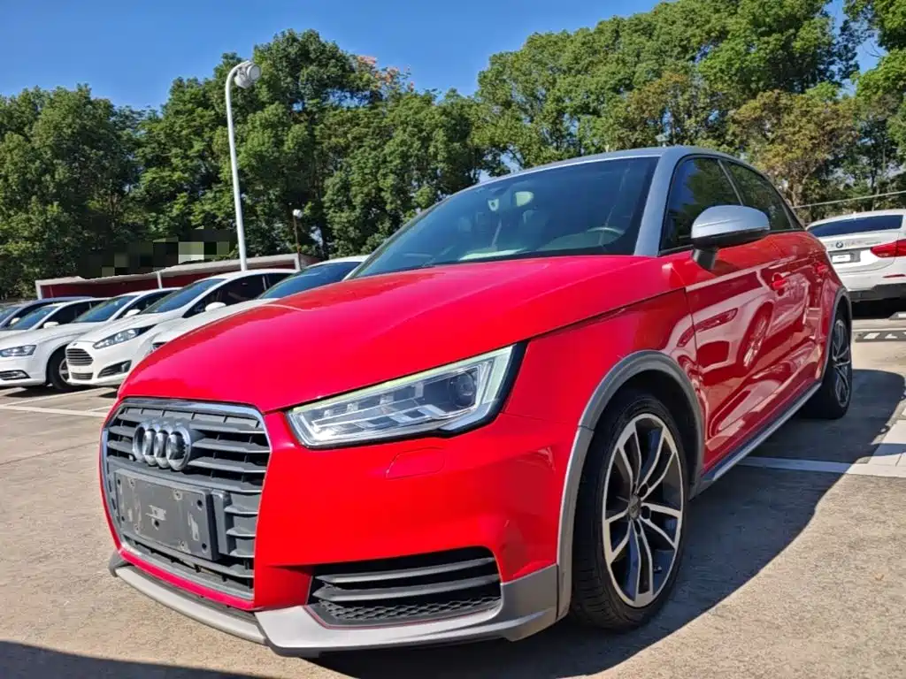 Фото 2 - Audi A1