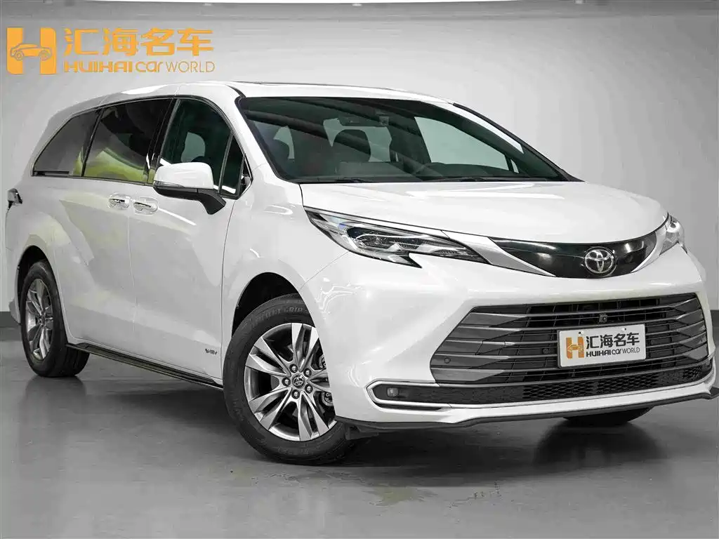 Toyota Sienna 2025 2024 2.5L Hybrid 4WD Premium Edition