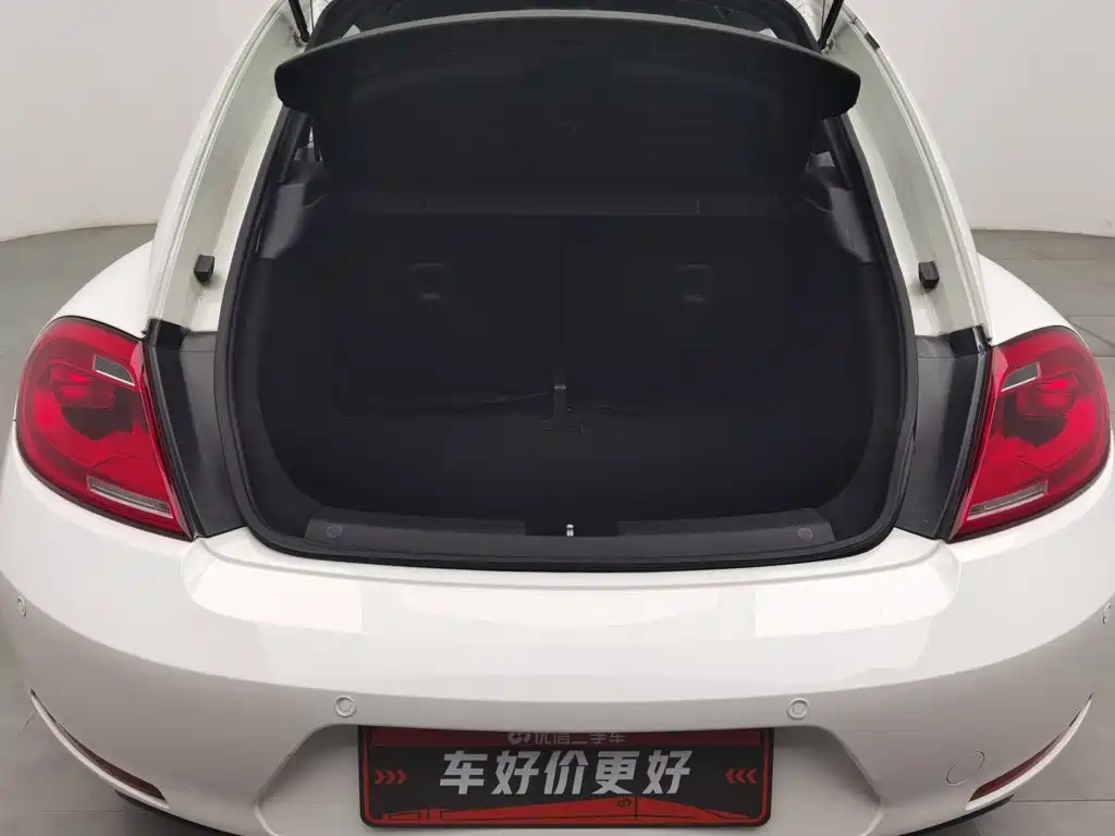 Photo 16 - Volkswagen Beetle