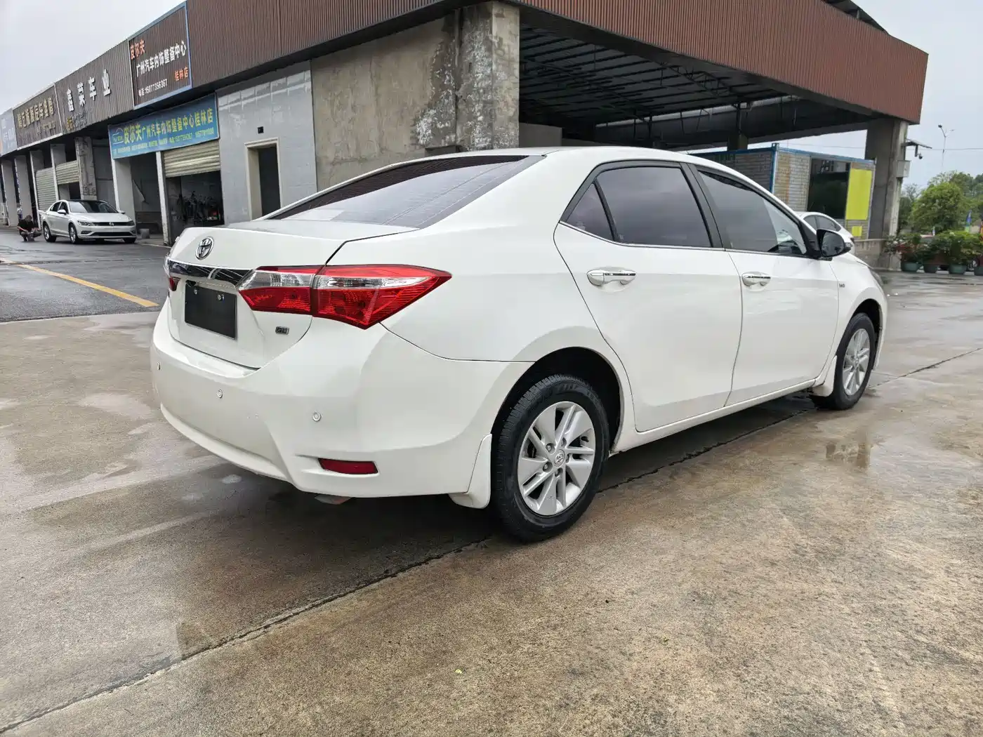 Toyota Corolla 2014 1.6L CVT GL фото 4