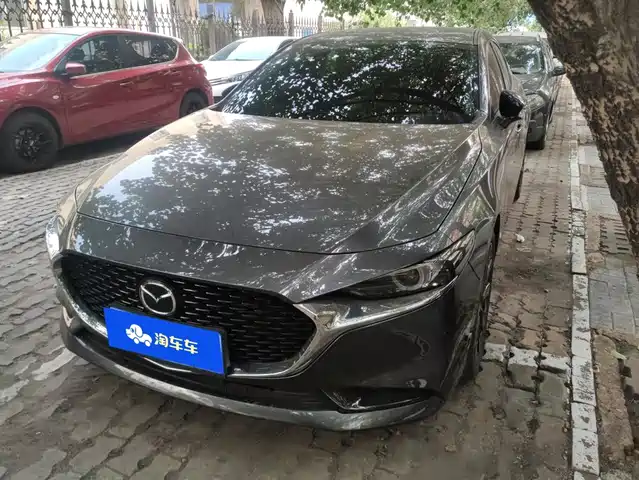 Mazda 3 Axela 2024