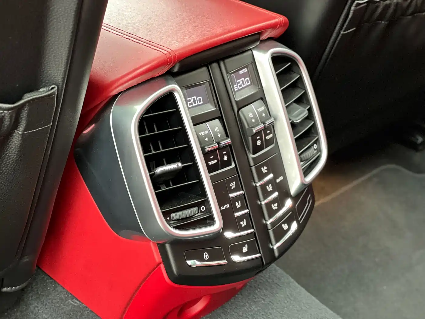 Porsche Cayenne 2015 Cayenne Turbo 4.8T фото 15