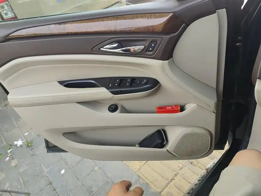 Cadillac SRX 2013 3.0L Luxury фото 7