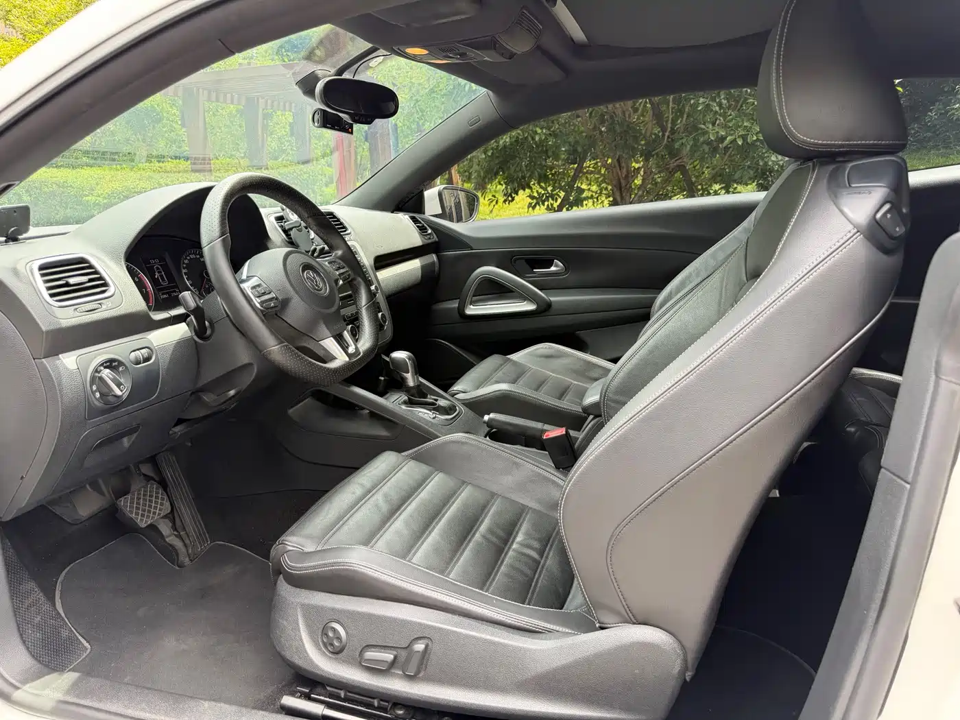 Volkswagen Scirocco 2011 2011 2.0TSI Luxury