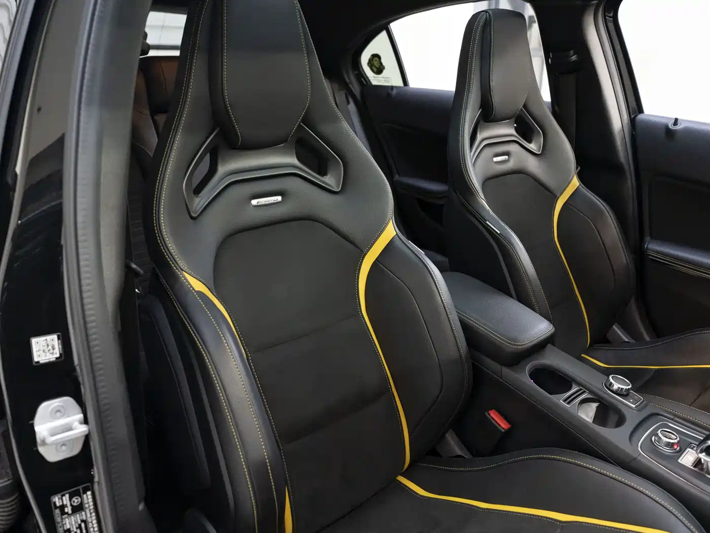 Mercedes-Benz A-Class AMG (Import) 2017 Model AMG A 45 4MATIC Night Thunder Limited Edition фото 12