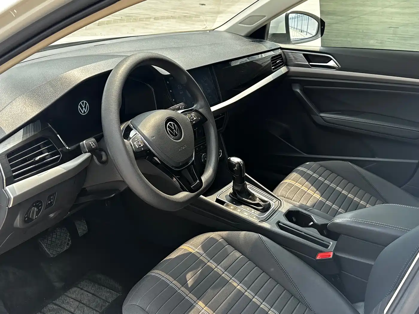Volkswagen Lavida 2022 280TSI DSG Comfort Edition фото 6