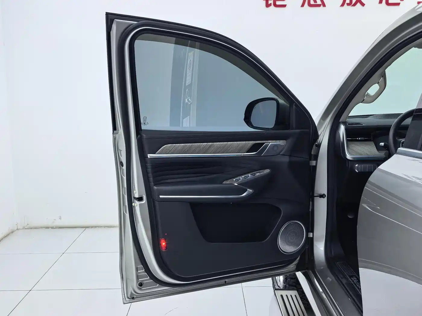 Tank 500 2023 3.0T Sport Edition (5-seater) фото 9