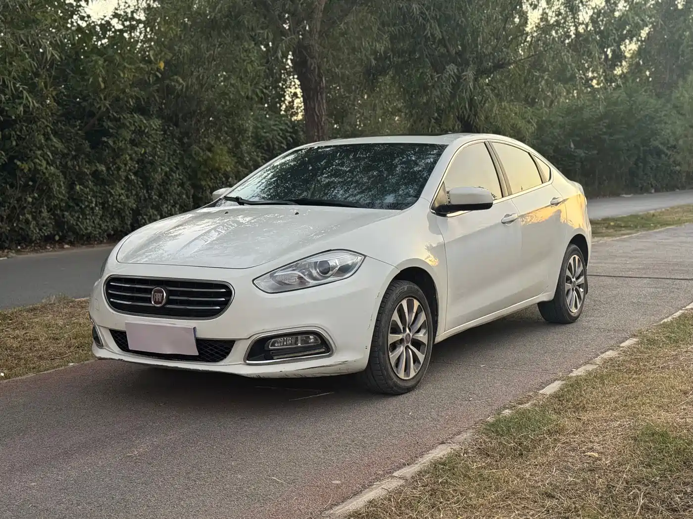 Fiat Viaggio 2013 2013 1.4T Anniversary Edition
