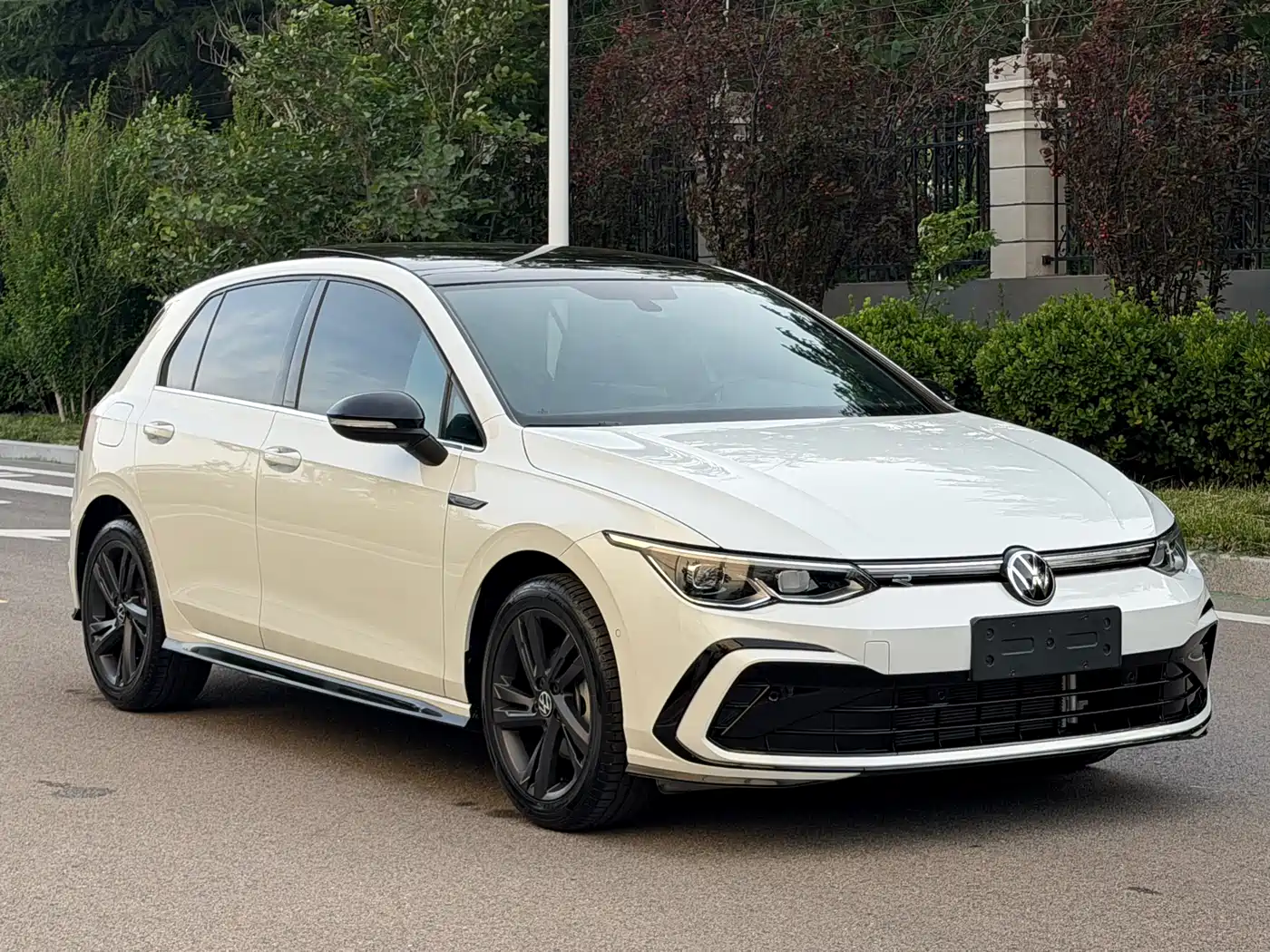Volkswagen Golf 2023 Facelift 280TSI DSG R-Line Lite фото 3