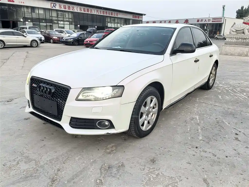 Audi A4L 2012 2.0 TFSI Auto Comfort