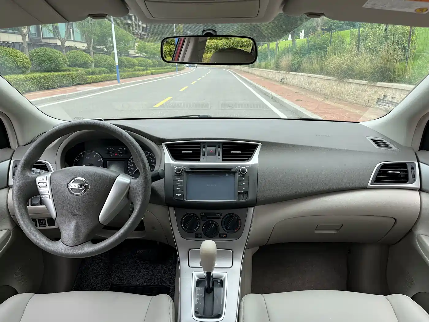صورة 7 - Nissan Sylphy