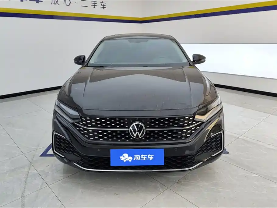 Volkswagen Passat 2023 Facelift 330TSI Starlight Elite Edition фото 2