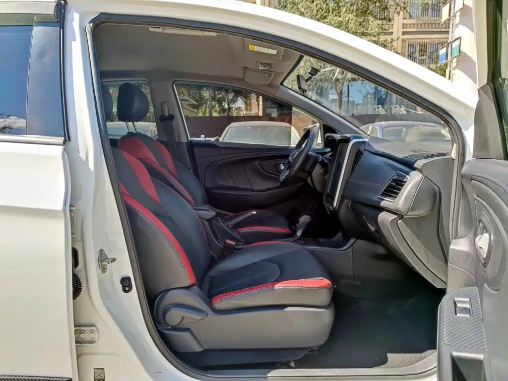 Luxgen U5 SUV 2017 2017 1.6L CVT Jazz Edition