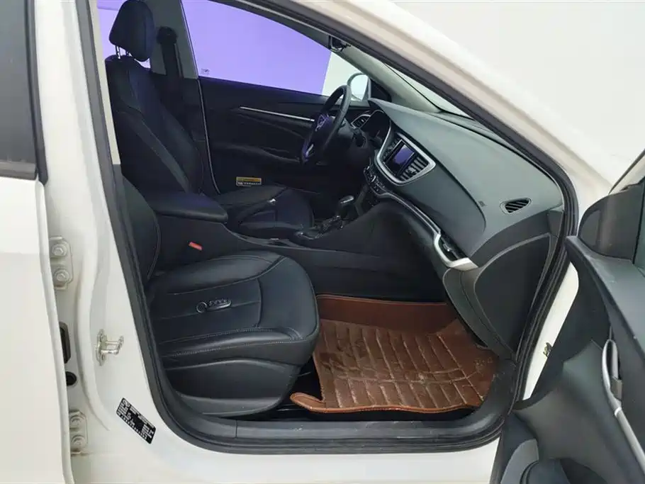 Buick Excelle 2015 18T Dual-Clutch Luxury фото 8