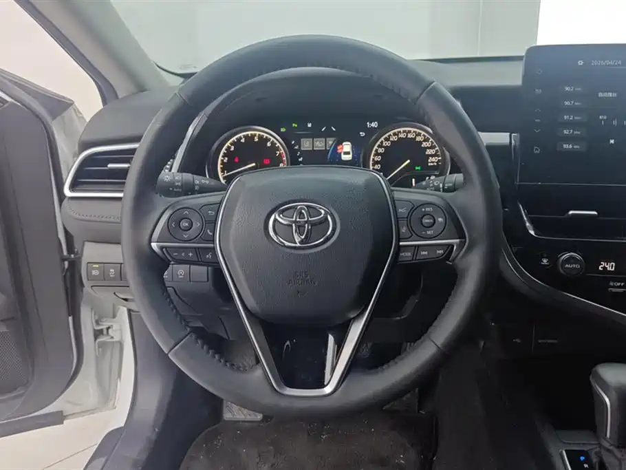 Toyota Camry 2021 2.0G Luxury Edition фото 15