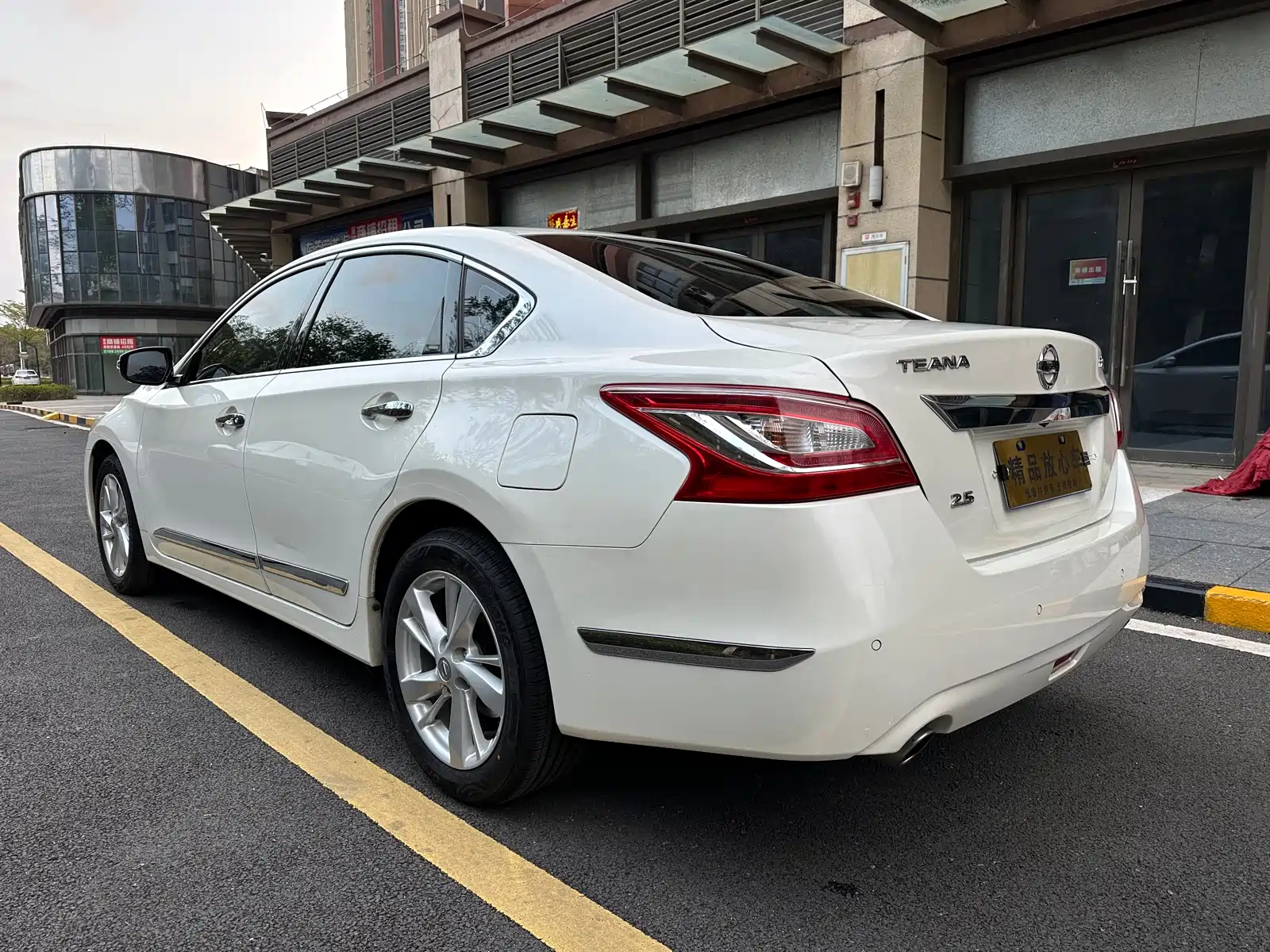 Photo 4 - Nissan Teana
