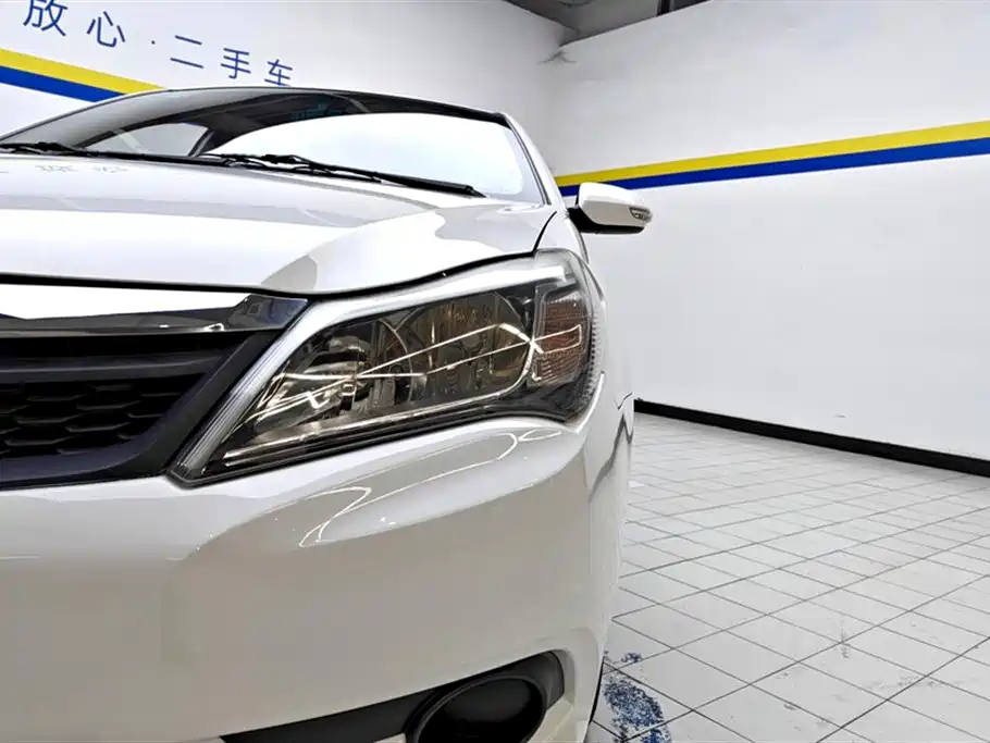 BYD F3 2015 Energy-saving Edition 1.5L Manual Comfort фото 5