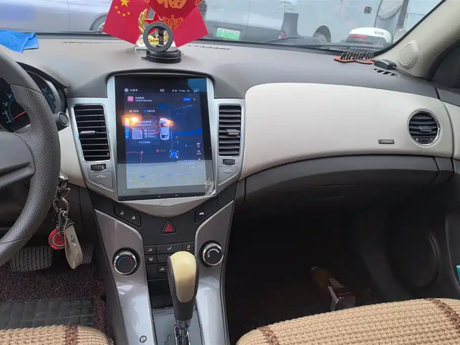 Chevrolet Cruze 2015 1.5L Classic SE AT фото 13