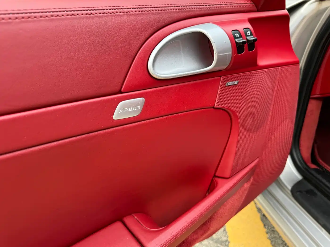 Photo 7 - Porsche Boxster