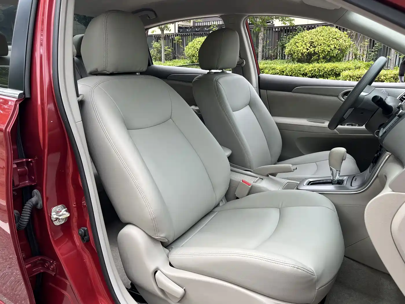 صورة 28 - Nissan Sylphy