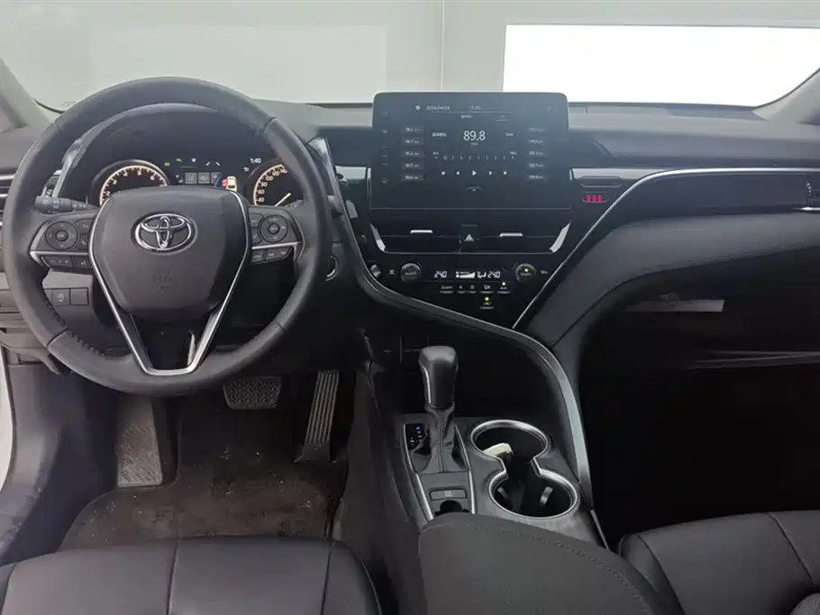 Toyota Camry 2021 2.0G Luxury Edition фото 12