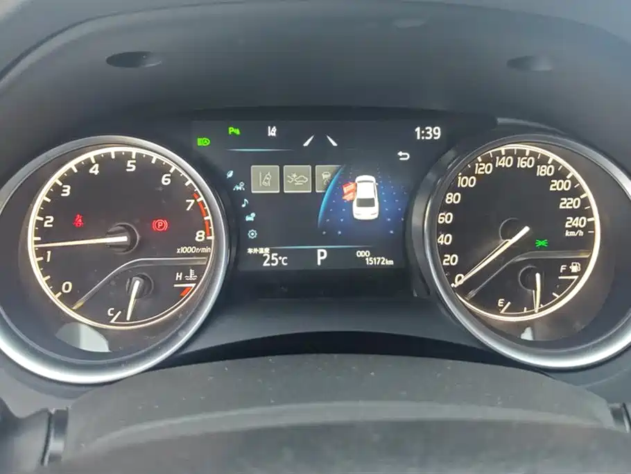 Toyota Camry 2021 2.0G Luxury Edition фото 14