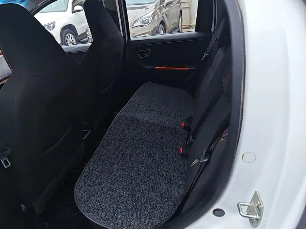 Geely Yuanjing X1 2018 2017 1.3L Auto Fun Edition