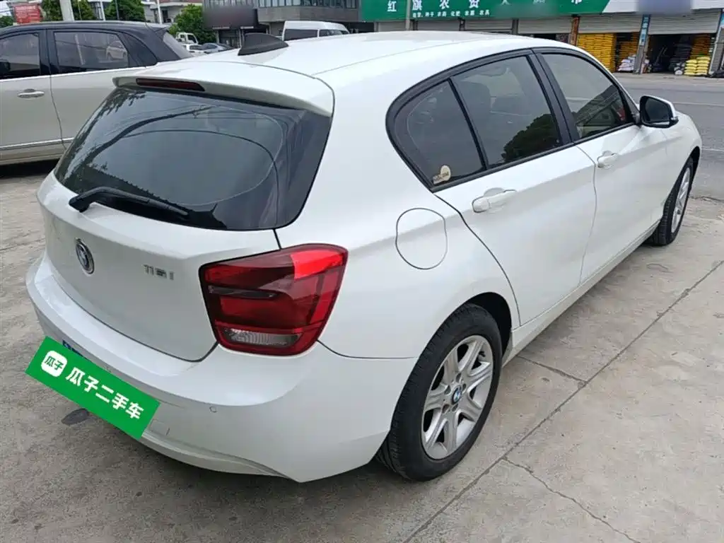 BMW 1 Series (Import) 2013 Facelift 116i Leading Model фото 7