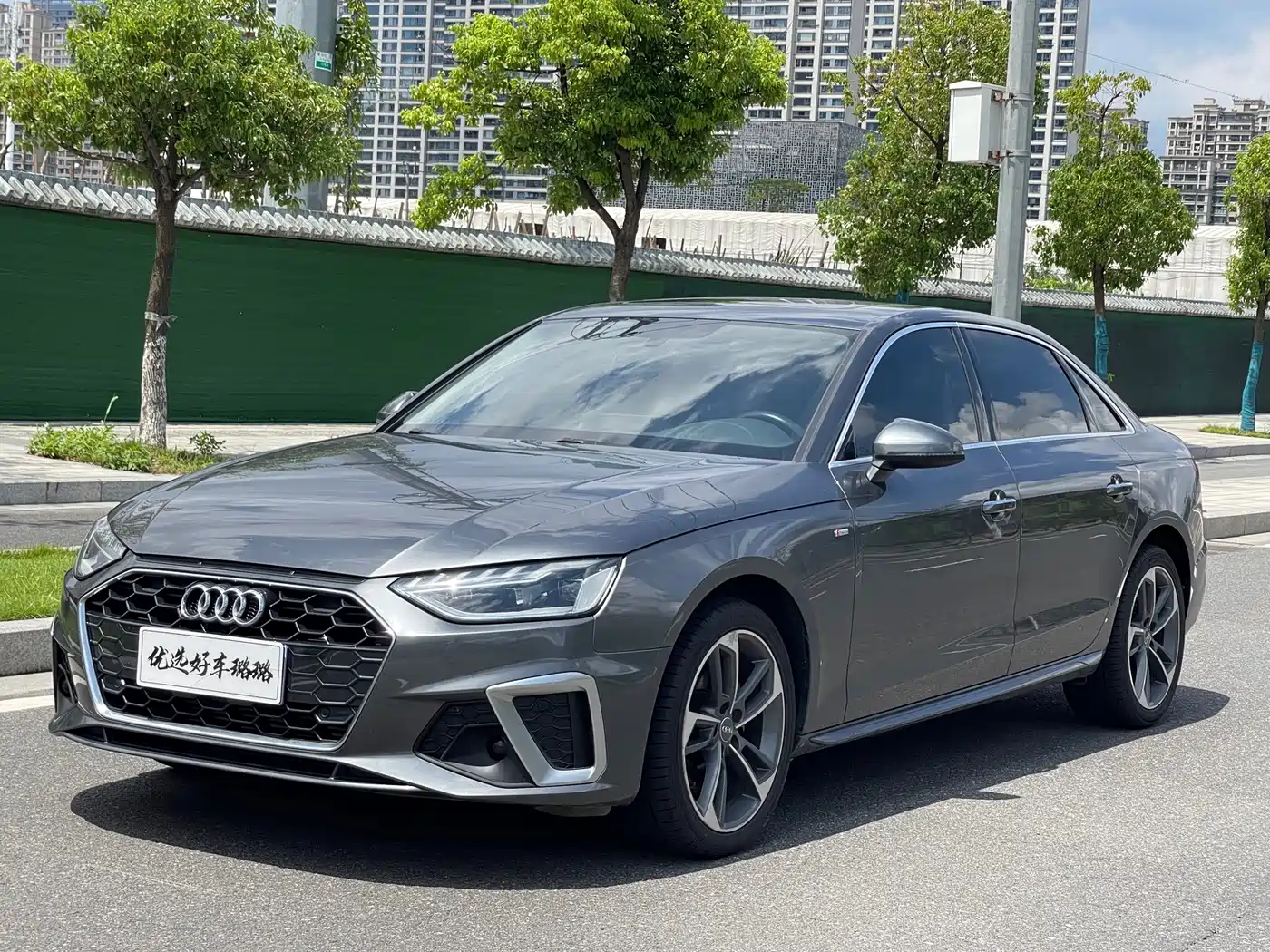 Фото 3 - Audi A4L