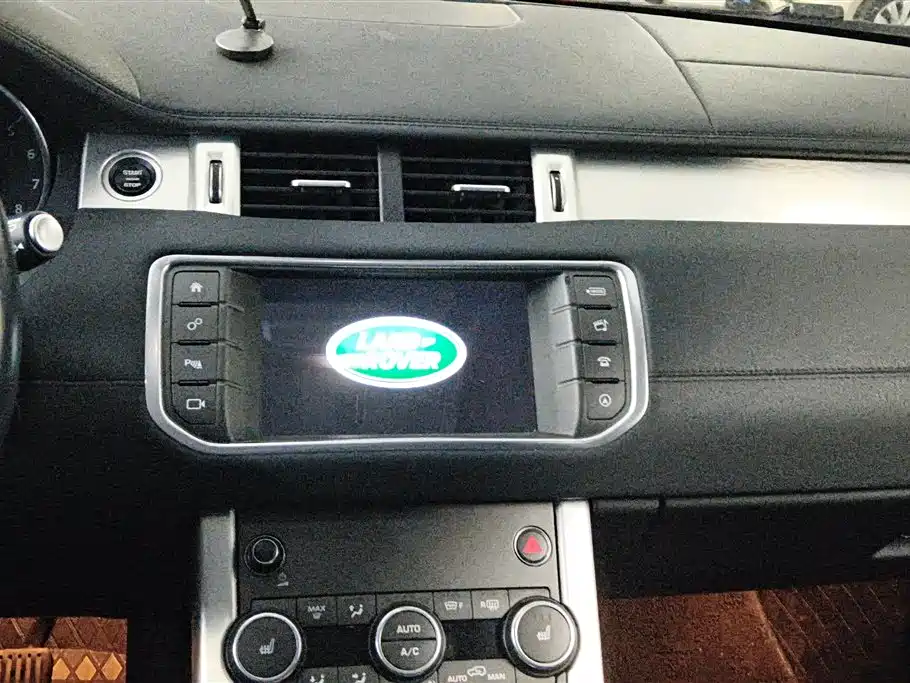Land Rover Range Rover Evoque 2017 2.0T SE Smart Shine Edition фото 13