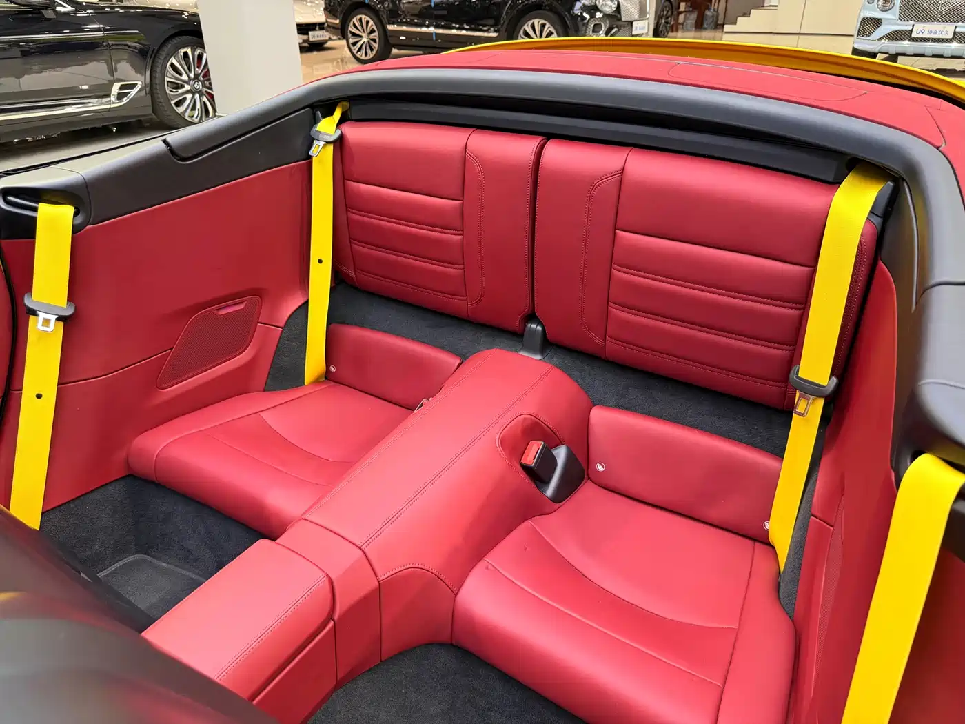 Porsche 911 2022 Turbo S Cabriolet 3.7T фото 11