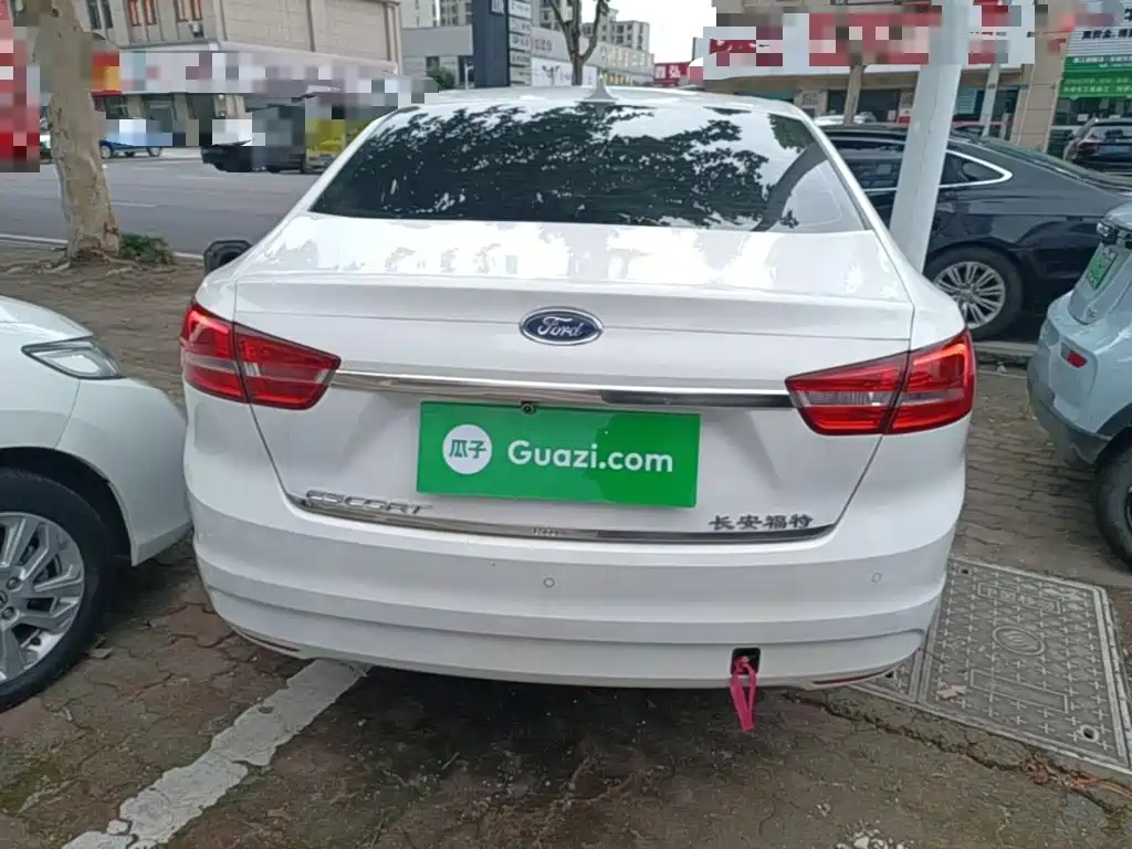 Ford Escort 2015 2015 1.5L Manual Comfort