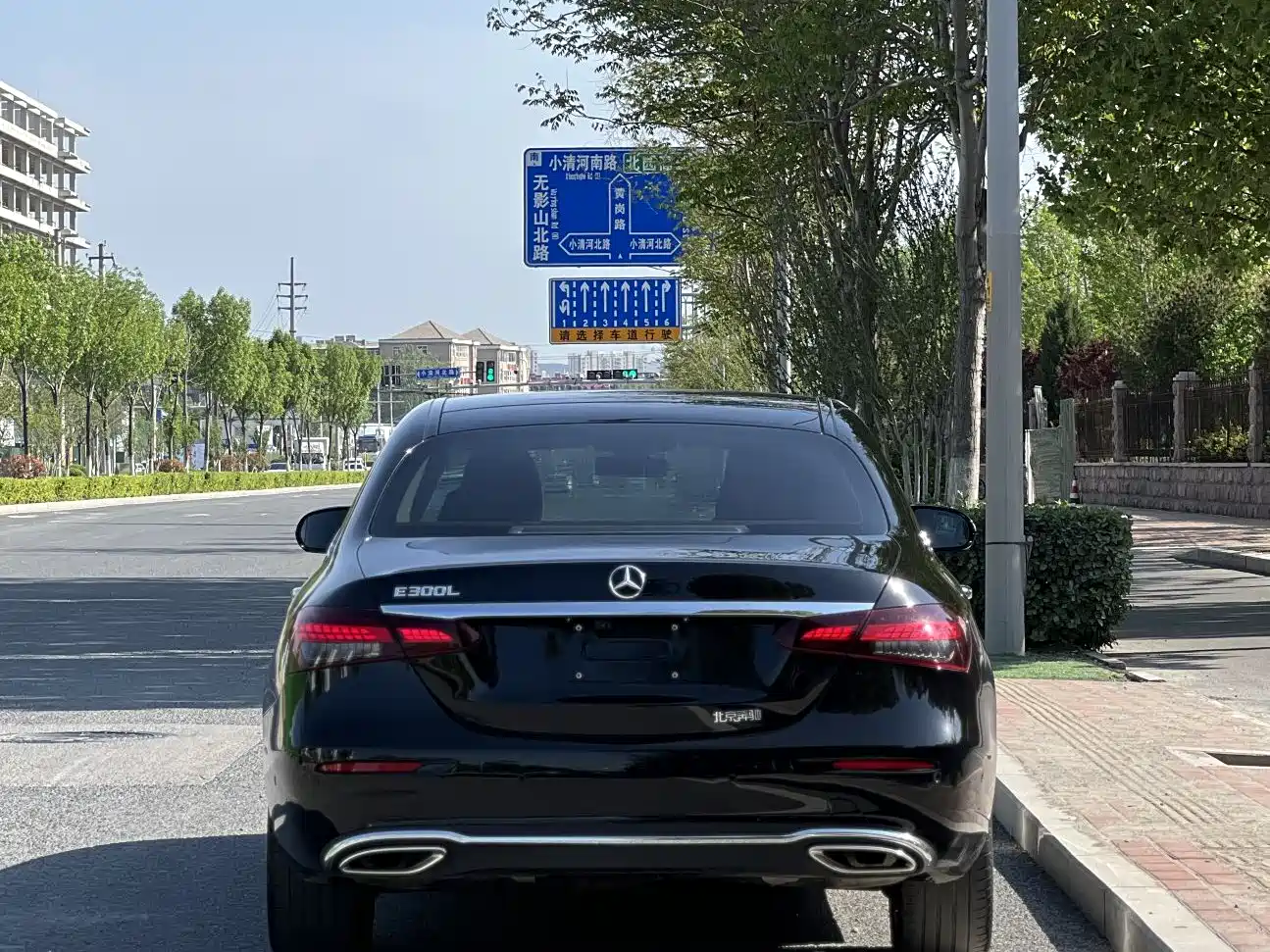 Mercedes-Benz E-Class 2022 E 300 L Fashion фото 5