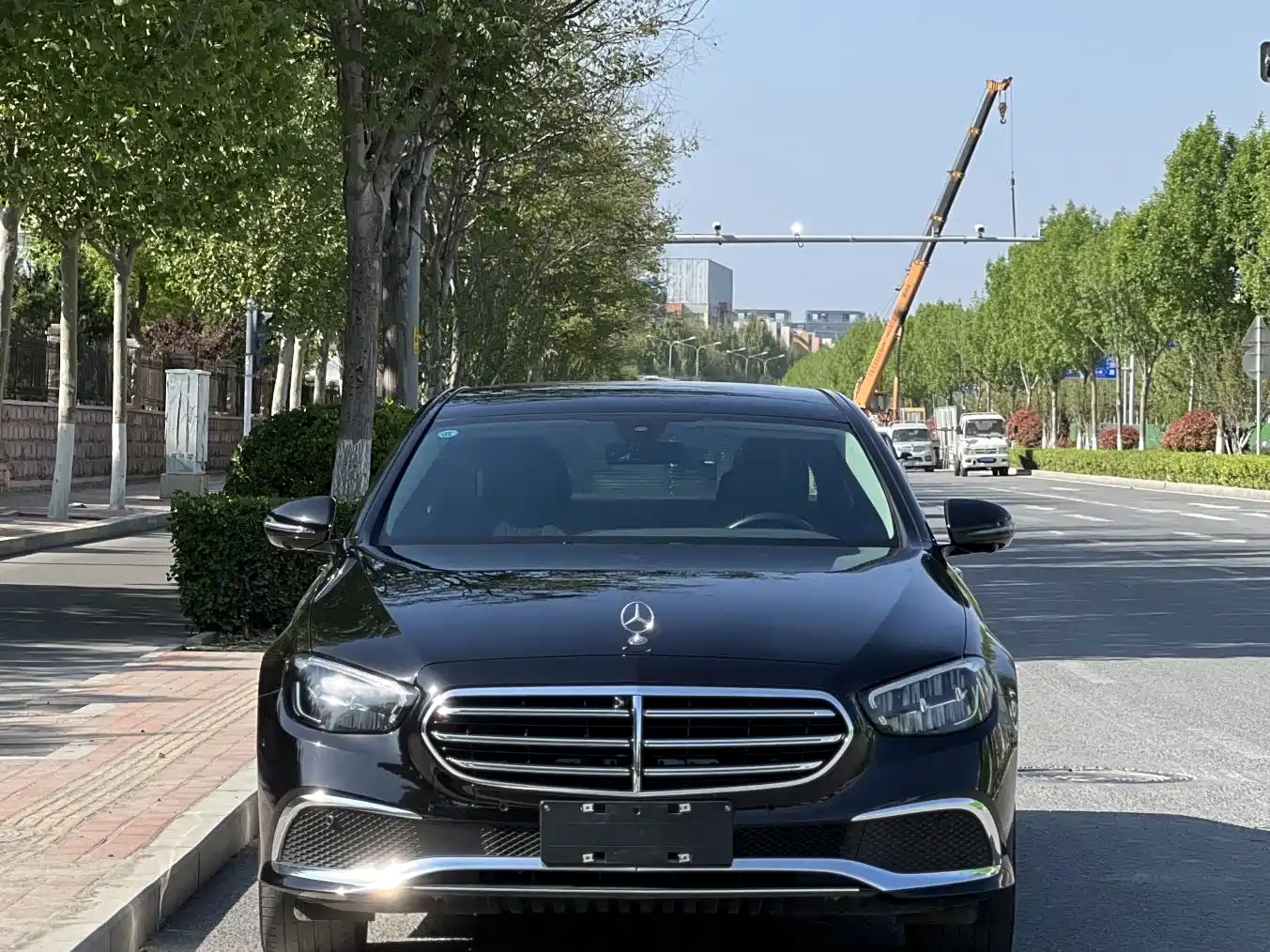 Mercedes-Benz E-Class 2022 E 300 L Fashion фото 2